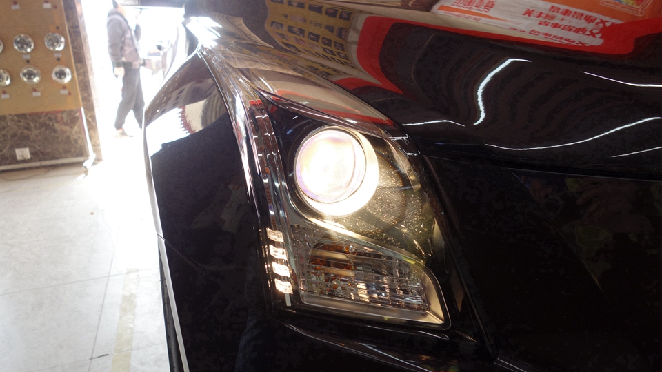 凯迪拉克ATSL车灯改装欧司朗破晓者套装，改装双光透镜、LED大灯升级-1