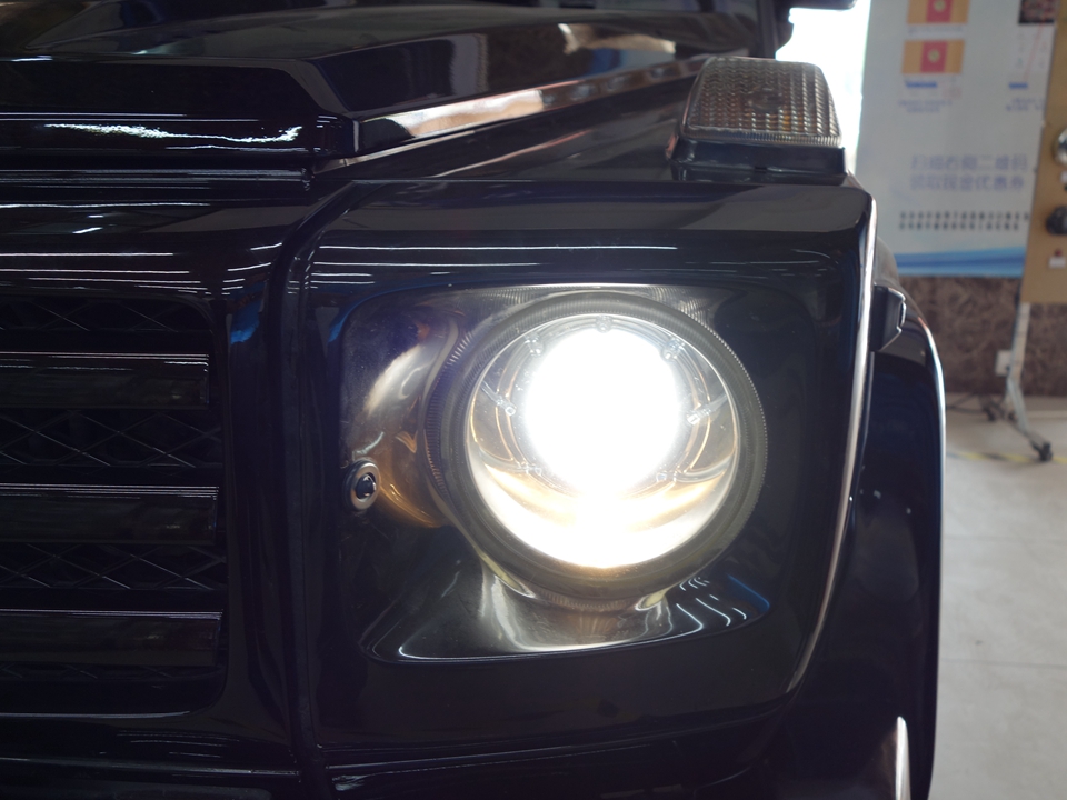 奔驰G500大灯改装升级，奔驰改灯，LED改装升级-1