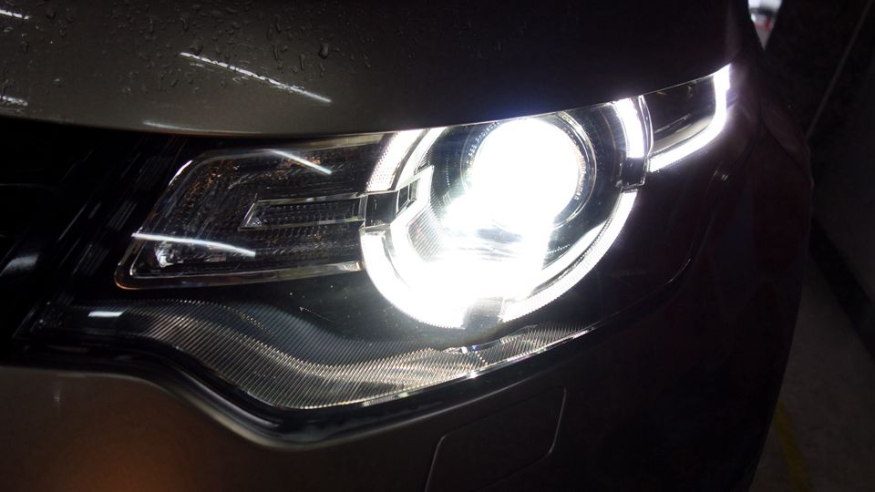 路虎发现神行车灯改装升级-原车氙灯升级增加双光透镜亮度提升3倍以上-8