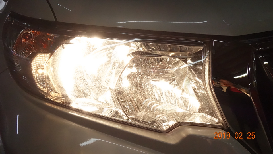 丰田新款普拉多车灯不亮改装双光透镜氙气灯-1
